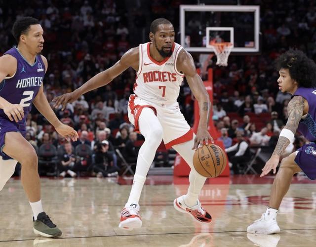 开云官网-杜兰特：连续两场表现糟糕很失望，我要尽力保持进攻端的侵略性